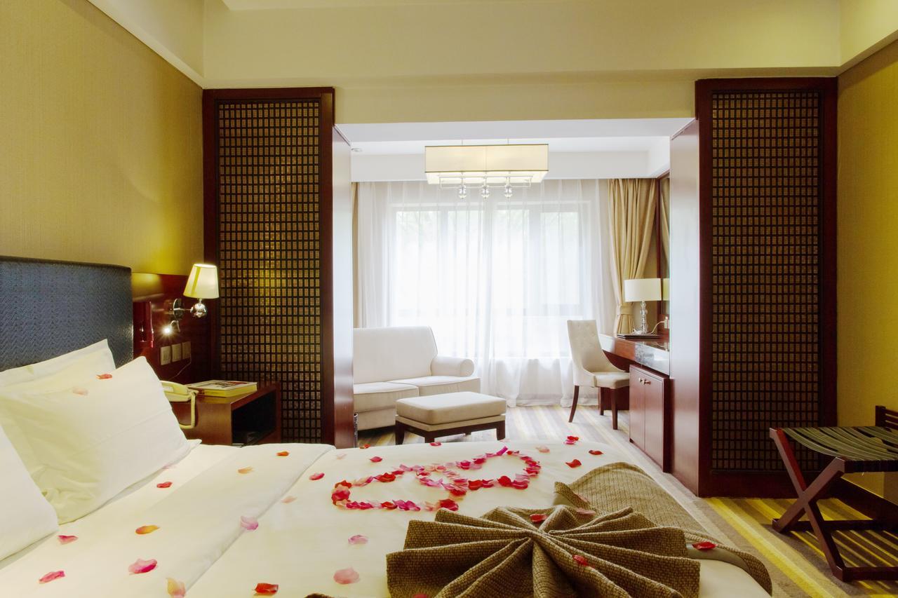 Beijing Dragon Spring Hotel Exterior photo